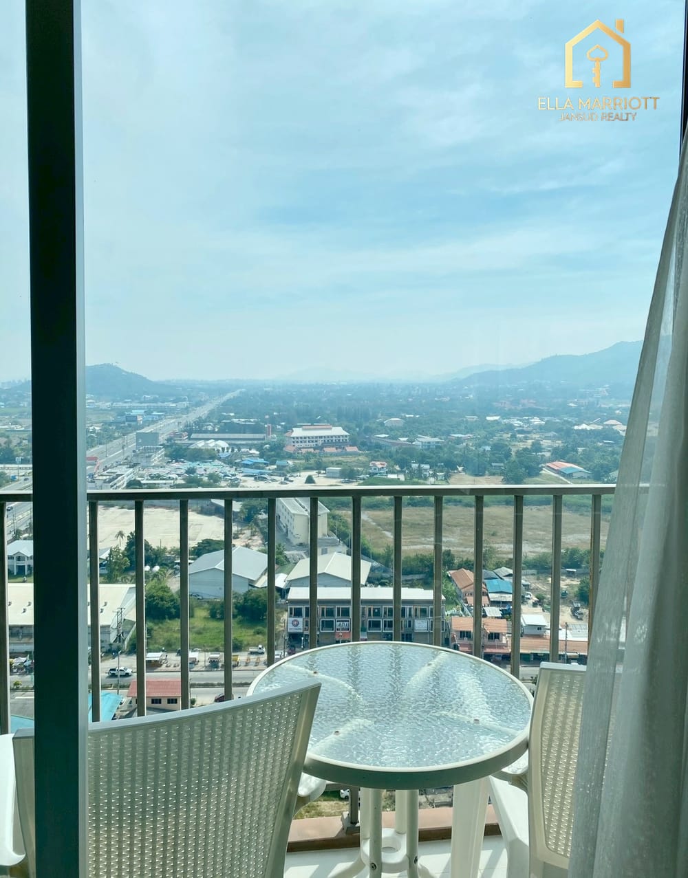 Luxury High-Floor Sea & Mountain View Baan Kiang Fah Condo 10