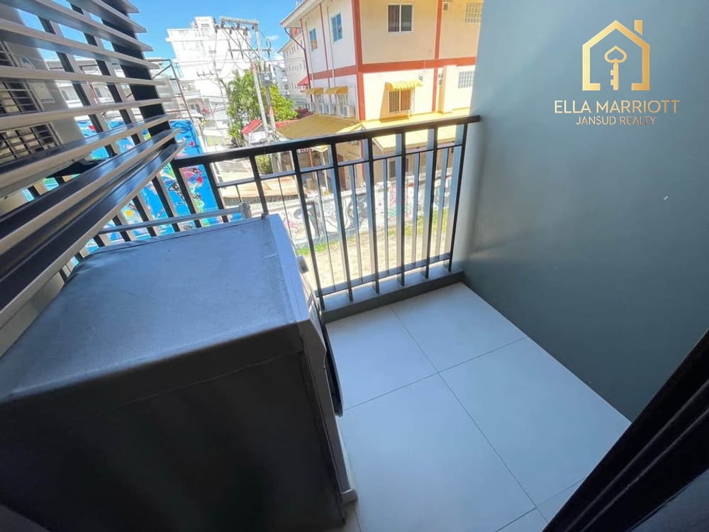 MODERN CONDO FOR SALE & RENT IN CENTRAL HUA HIN! 8