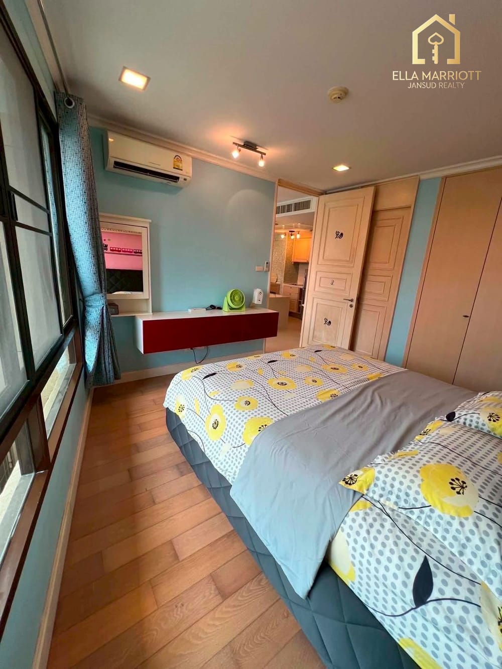 Premium Beachfront Condo  Marrakesh Hua Hin 6