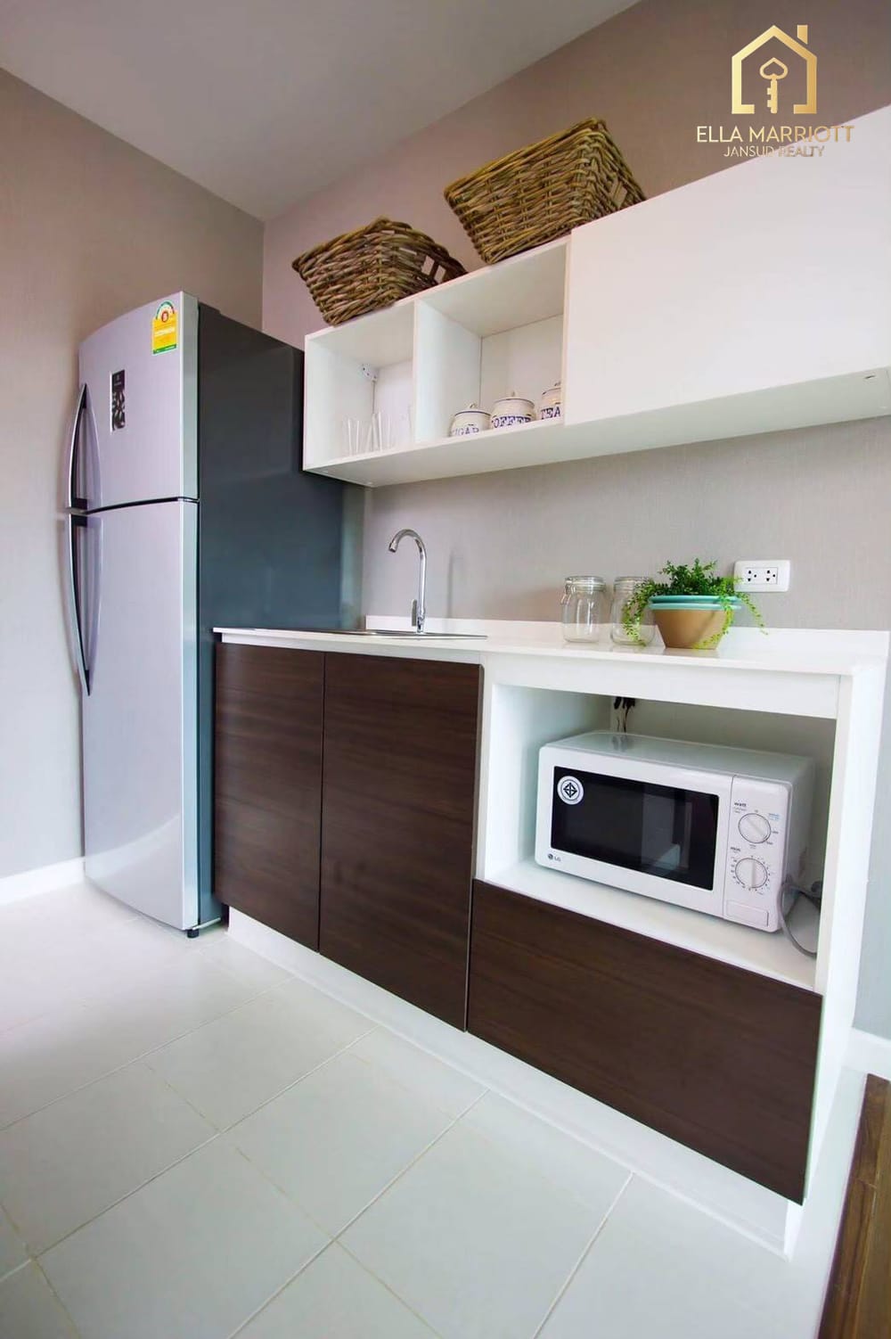 Prime Coastal Living & Great Investment  At Baan Kun Koey 5