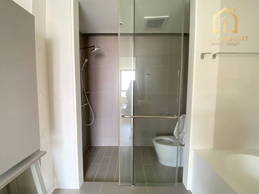 Luxury Resort-Style Living in Khao Takiab Condo at Veranda Residence 12