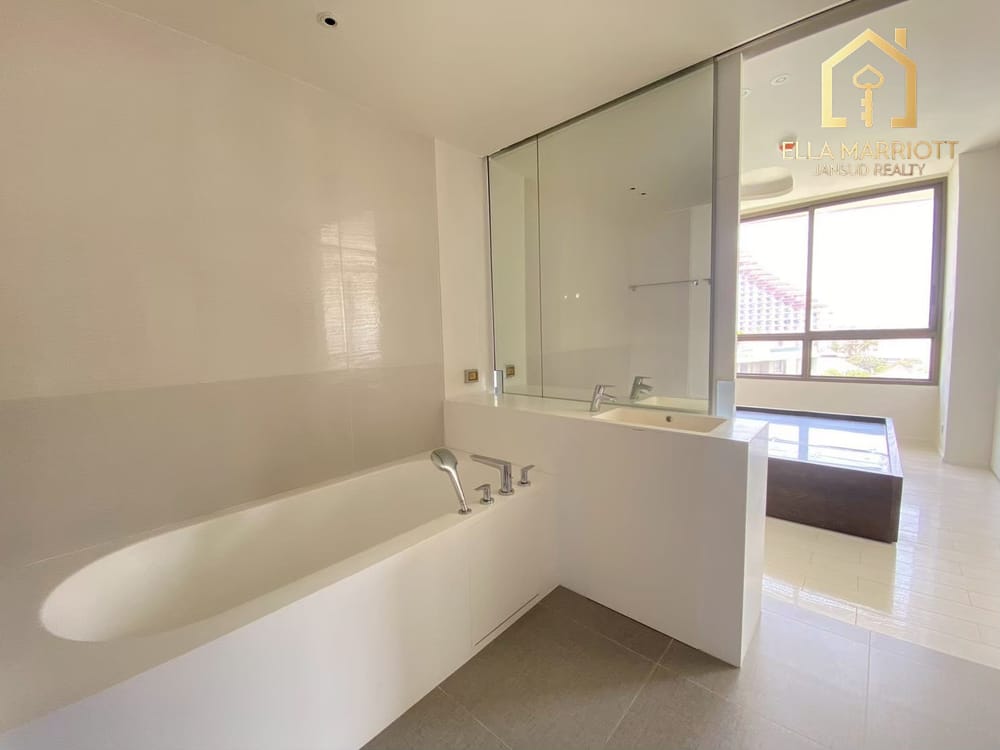 Luxury Resort-Style Living in Khao Takiab Condo at Veranda Residence 14