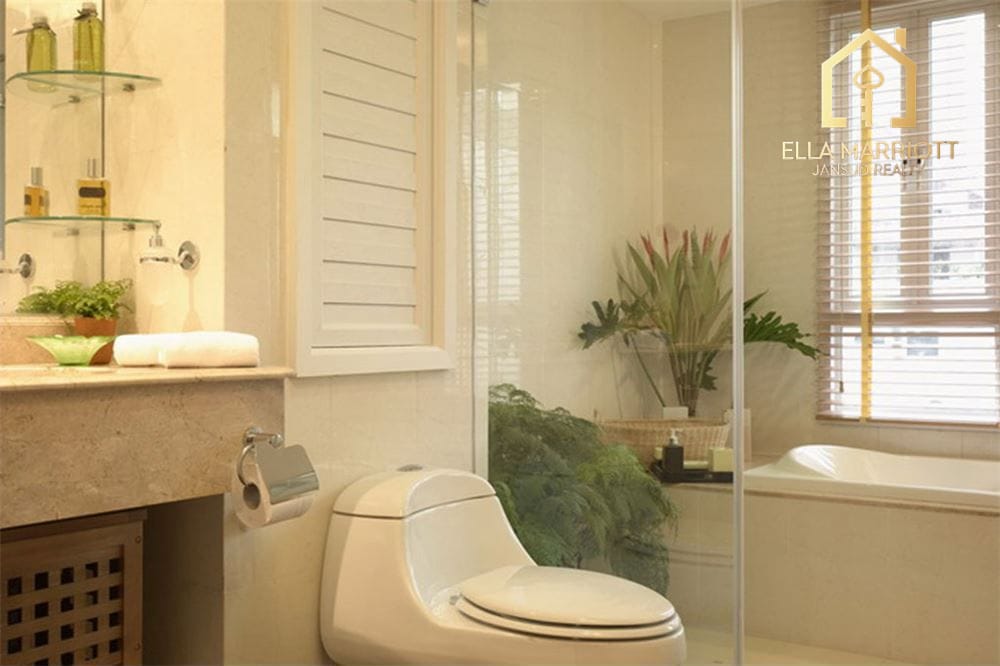 For Rent: Spacious Pet-Friendly 3 Bedroom Condo in Low Rise Building 5