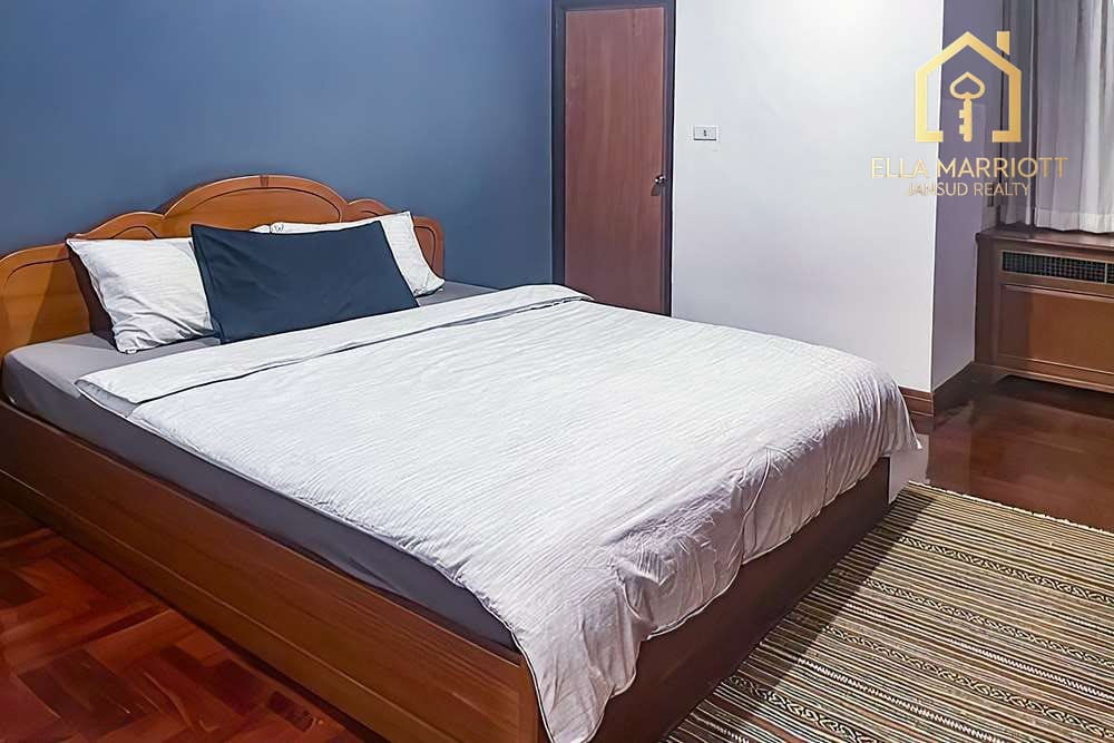 Sale 50M | Phatsana Garden | 408sqm Duplex | 4BR | Ekkamai Soi 6 7