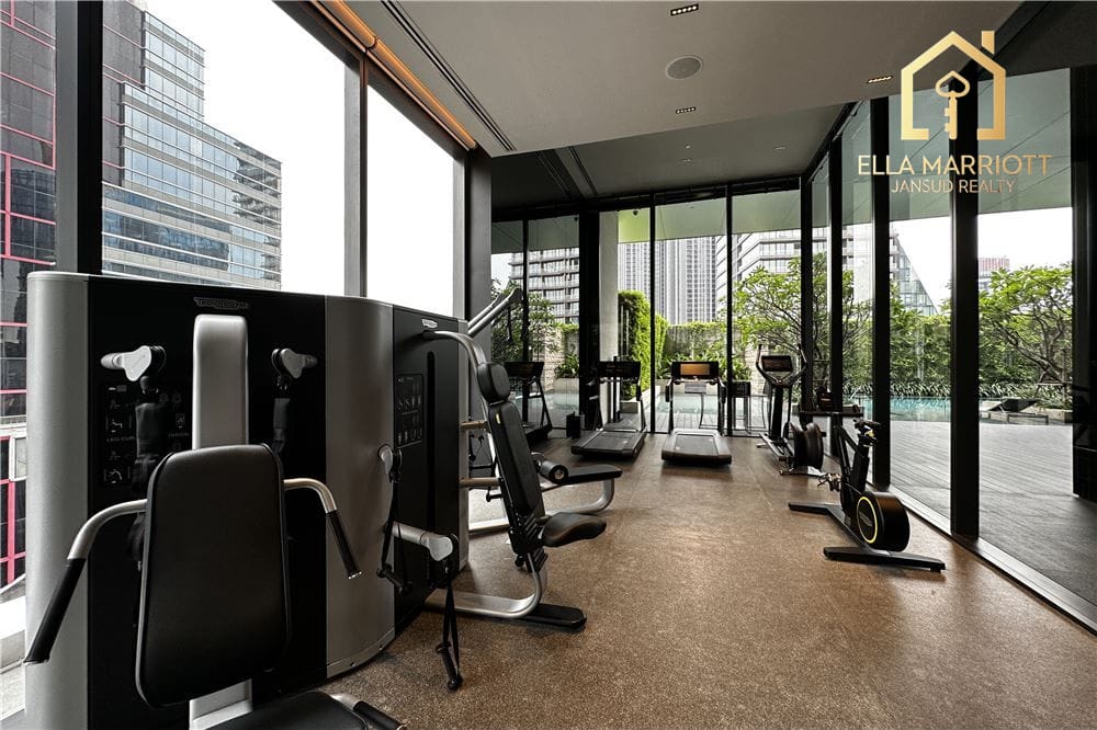 Tela A Glorious and Sophisticated Landmark in Vibrant Thonglor 34