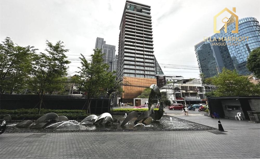 Tela A Glorious and Sophisticated Landmark in Vibrant Thonglor 49