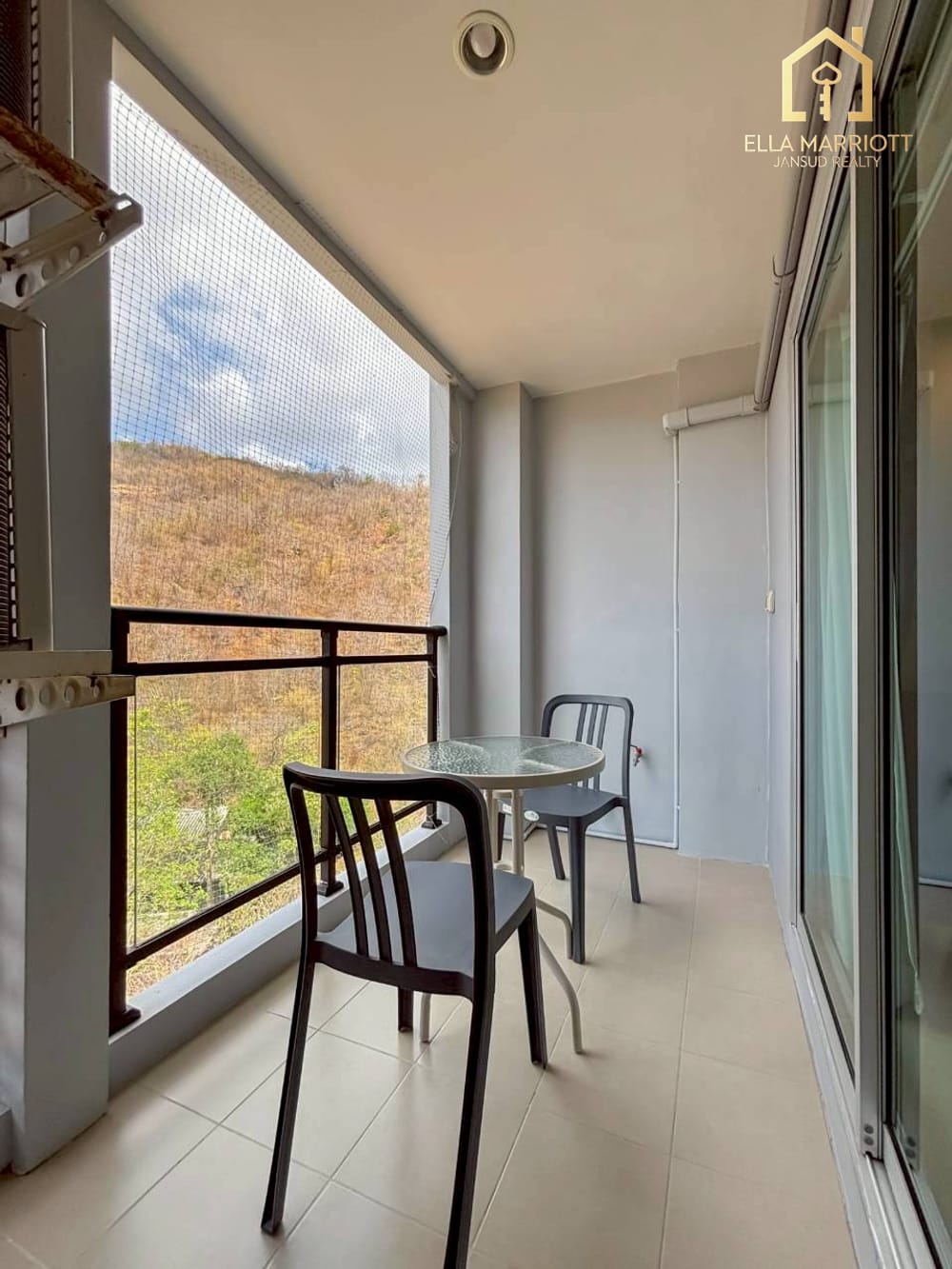 The Peak of Serenity: Mountain-View Suite at The 88 Condo 4
