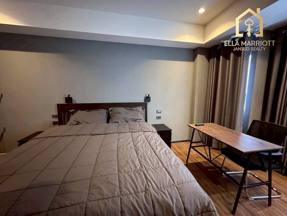 Serene Living at Hua Hin Sport Villa  13
