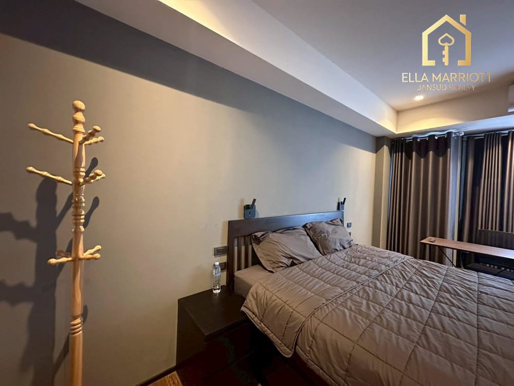 Serene Living at Hua Hin Sport Villa  6