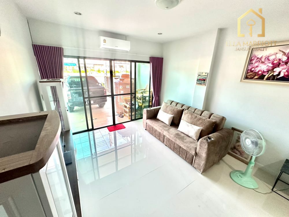 Exotic Luxury Meets Coastal Serenity: Marrakesh Hua Hin 15