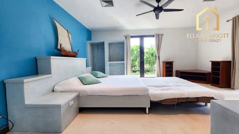 Sale! Luxury Pool Villa at Palm Hills Golf Club 12