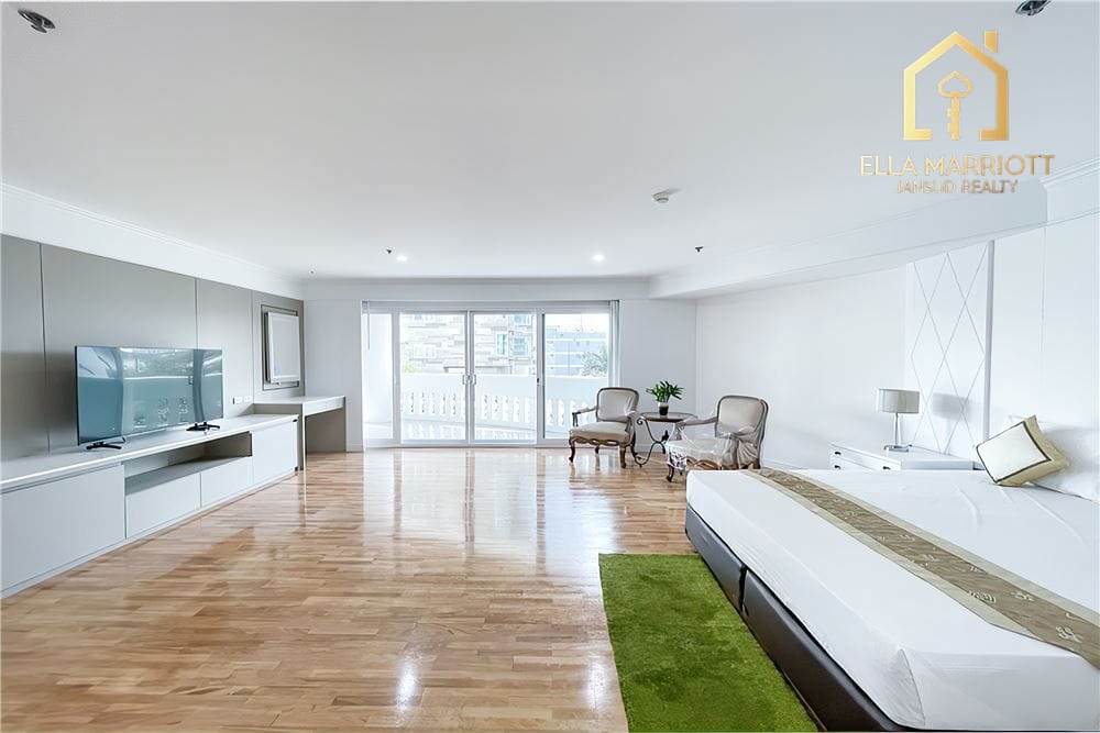 450sqm Newly Renovated 4BR Condo for Rent in Asoke - Pet-Friendly 14