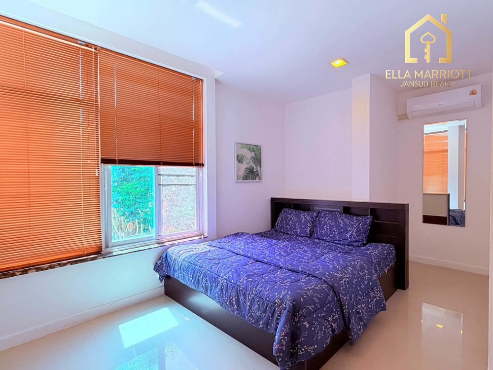 Rare Find! Spacious Villa Private Basement Hin Lek Fai 10