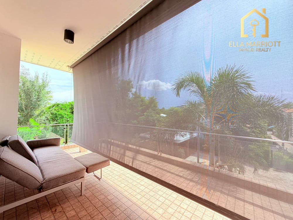 Rare Find! Spacious Villa Private Basement Hin Lek Fai 19