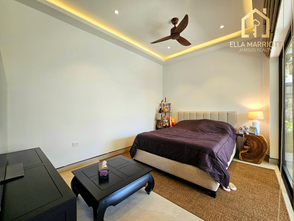 Luxury Villa with Natural Hills 2 7
