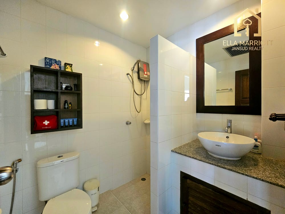 Charming Villa with Large Plot at Baan Thai Village 15
