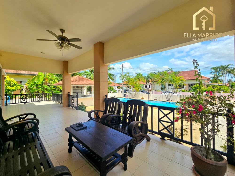 Charming Villa with Large Plot at Baan Thai Village 24
