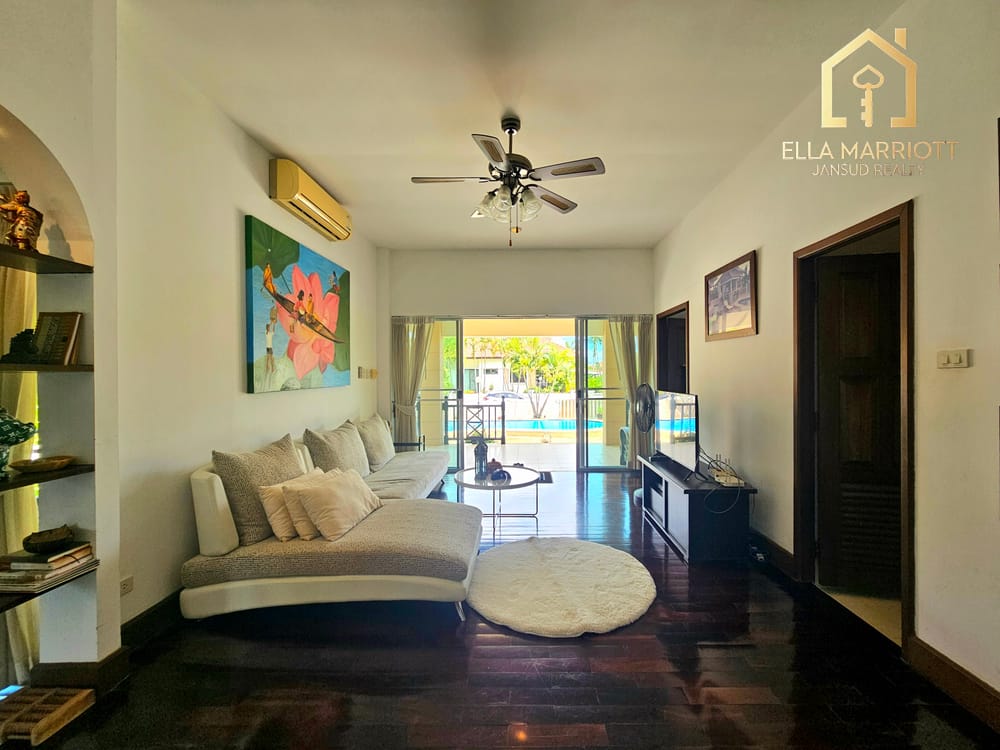 Charming Villa with Large Plot at Baan Thai Village 30