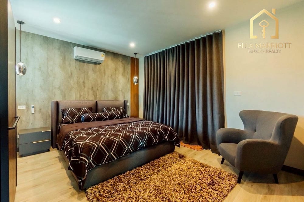 Ultimate Privacy: Grand Luxury Pool Villa in Prime Soi 102 Hua Hin 18