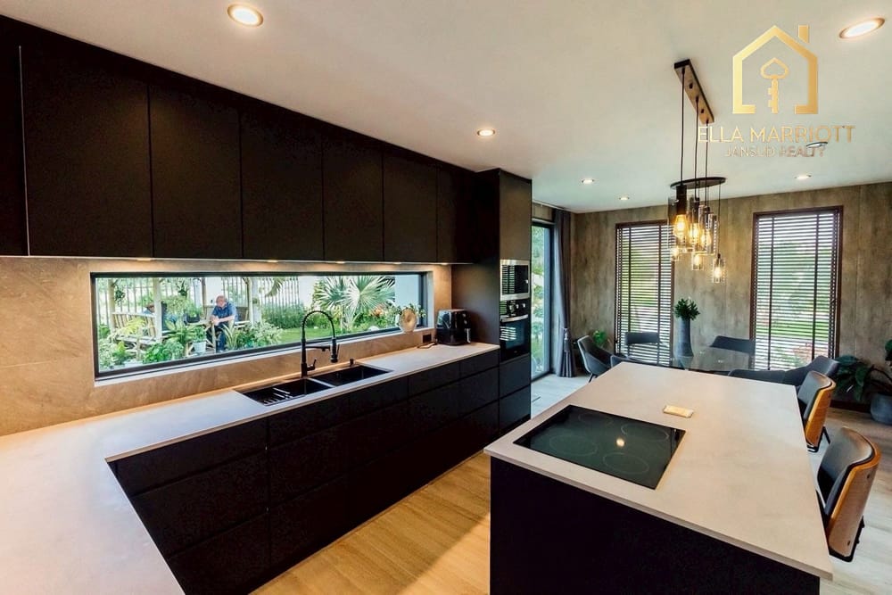 Ultimate Privacy: Grand Luxury Pool Villa in Prime Soi 102 Hua Hin 19