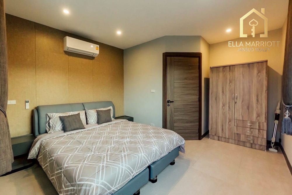 Ultimate Privacy: Grand Luxury Pool Villa in Prime Soi 102 Hua Hin 7