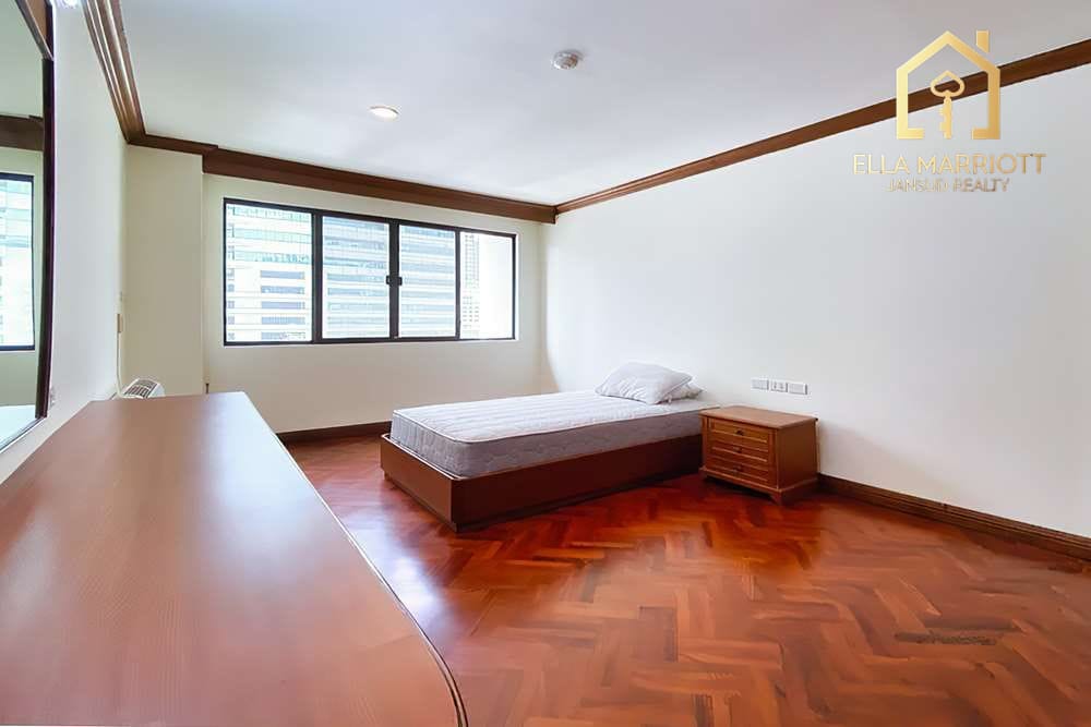 New renovated unit 2 bedrooms with balcony - pets 11