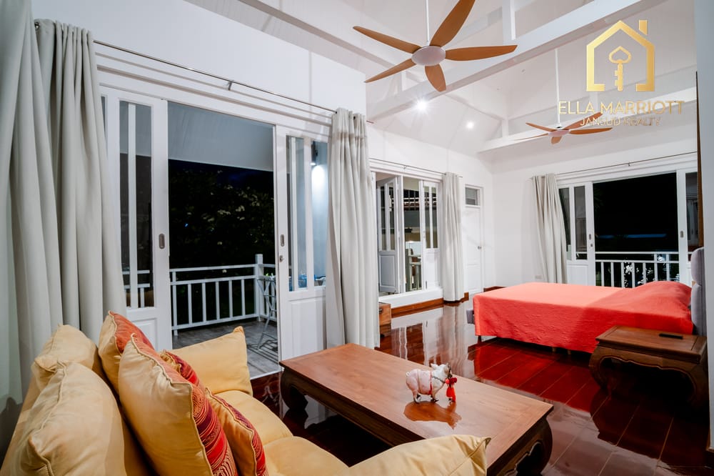 Balinese Luxury Pool Villa 10