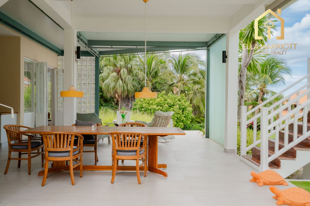Balinese Luxury Pool Villa 20