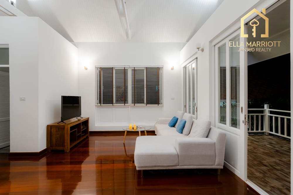 Balinese Luxury Pool Villa 33