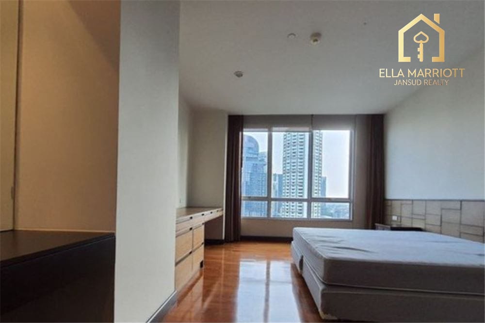 Rent 95K | 231sqm 3+1BR | Thonglor High-Rise | Big Balcony 12