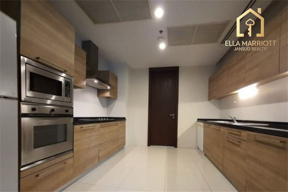 Rent 95K | 231sqm 3+1BR | Thonglor High-Rise | Big Balcony 5