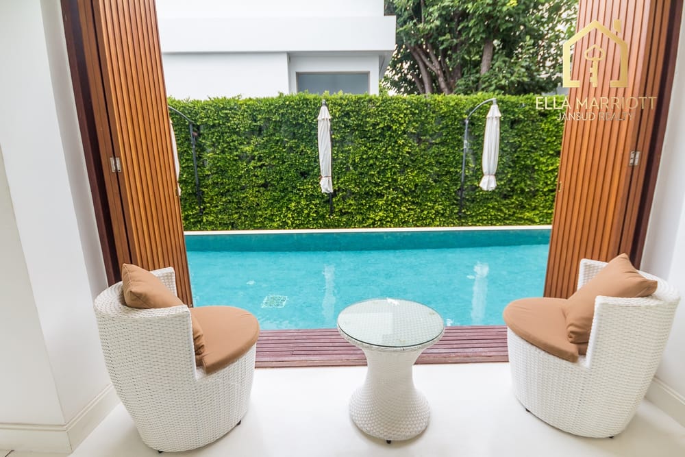 Ultra-Modern Beachfront Sanctuary 14