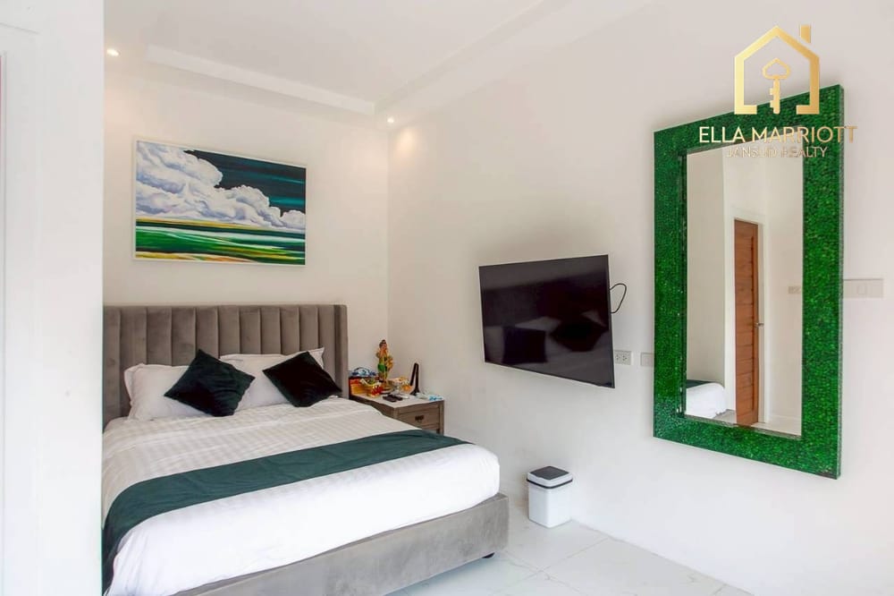 Luxury 4-Bedroom Pool Villa for Sale Hua Hin 112 11