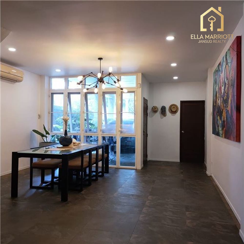 For Sale with Tenant | Modern 4-Story Townhouse – Sukhumvit 63 5