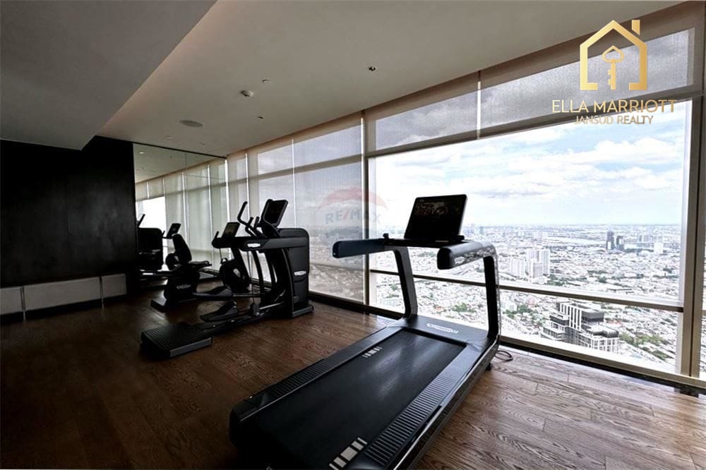 Luxury Living: Four Seasons Condo in Sathon 39