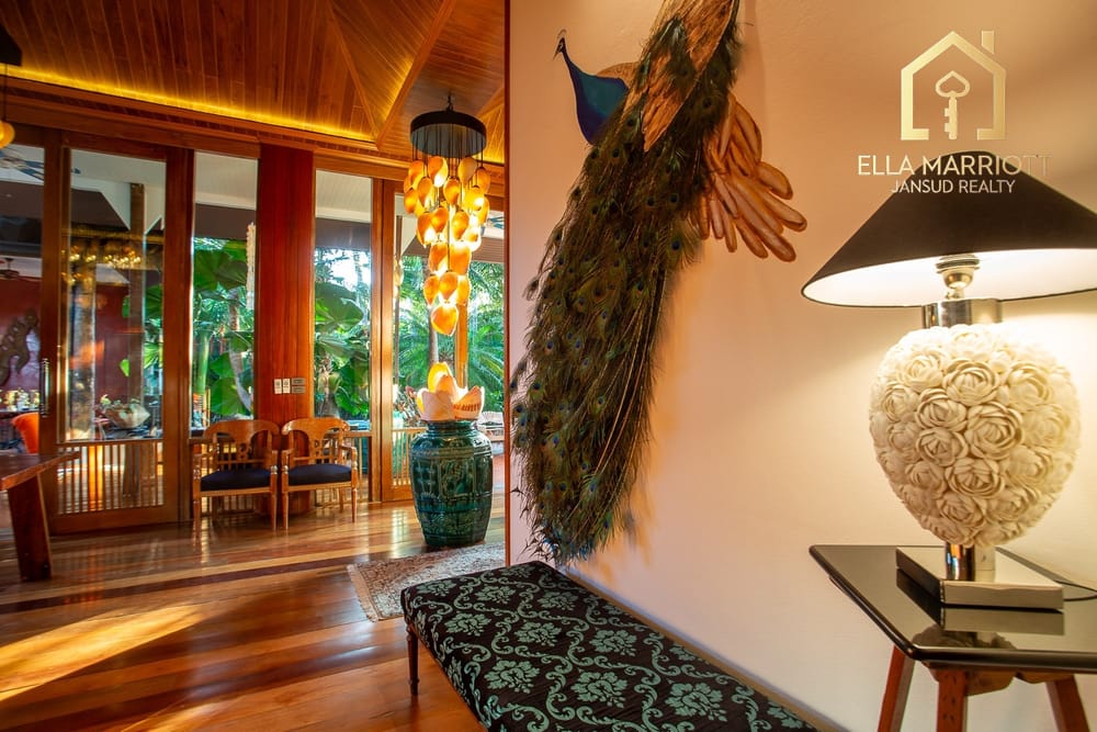 Thai Bali Style Pool Villa 24