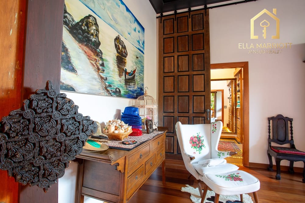 Thai Bali Style Pool Villa 25