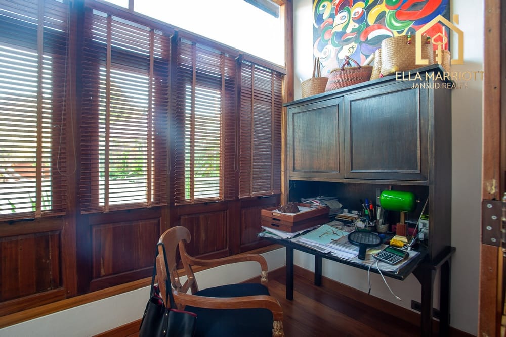 Thai Bali Style Pool Villa 29
