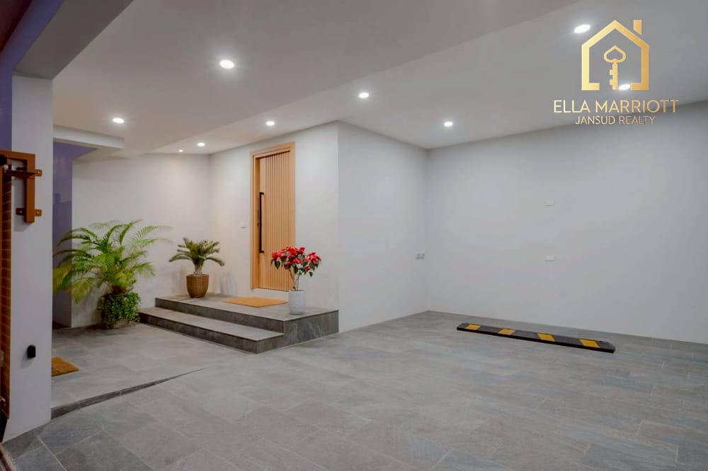 Premium Luxury Villa Hua Hin with Eco-Friendly lnnovation 5