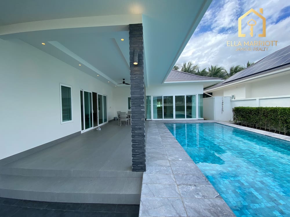 Modern Pool Villa with Private Garden in Hua Hin Soi 88 10
