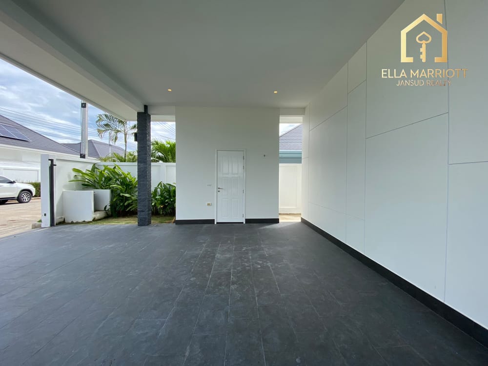 Modern Pool Villa with Private Garden in Hua Hin Soi 88 11