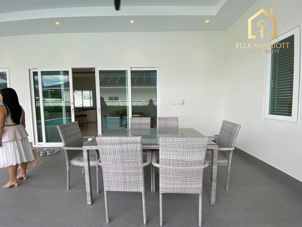 Modern Pool Villa with Private Garden in Hua Hin Soi 88 13