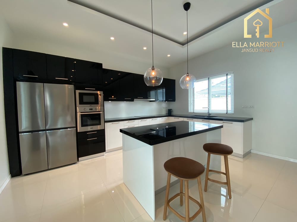 Modern Pool Villa with Private Garden in Hua Hin Soi 88 22