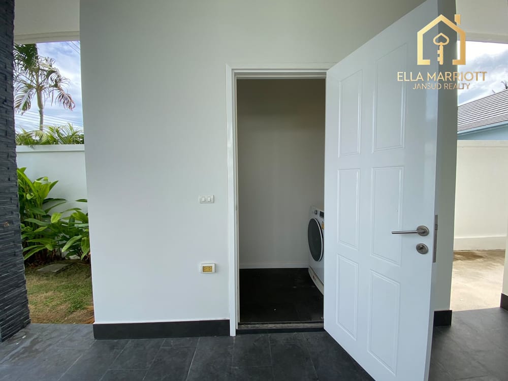 Modern Pool Villa with Private Garden in Hua Hin Soi 88 27