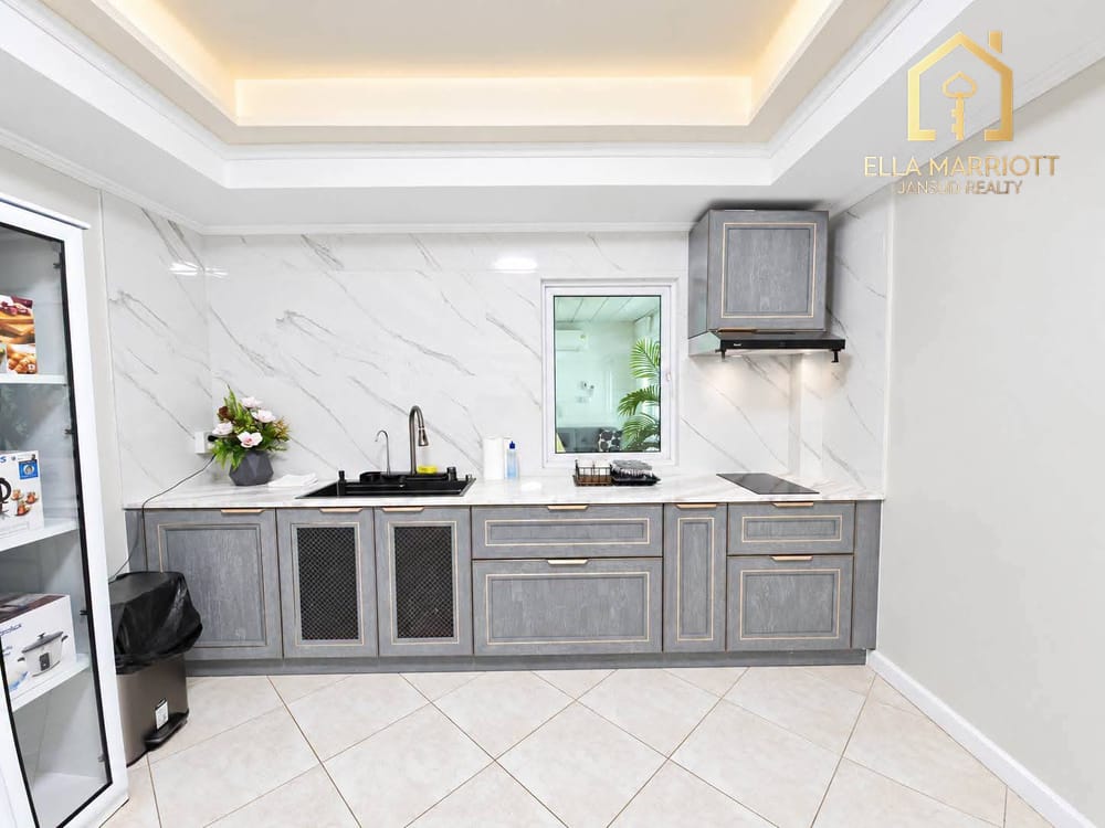 Exclusive Lakefront Luxury Pool Villa at Palm Hills Hua Hin 13