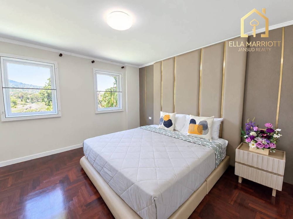 Exclusive Lakefront Luxury Pool Villa at Palm Hills Hua Hin 22