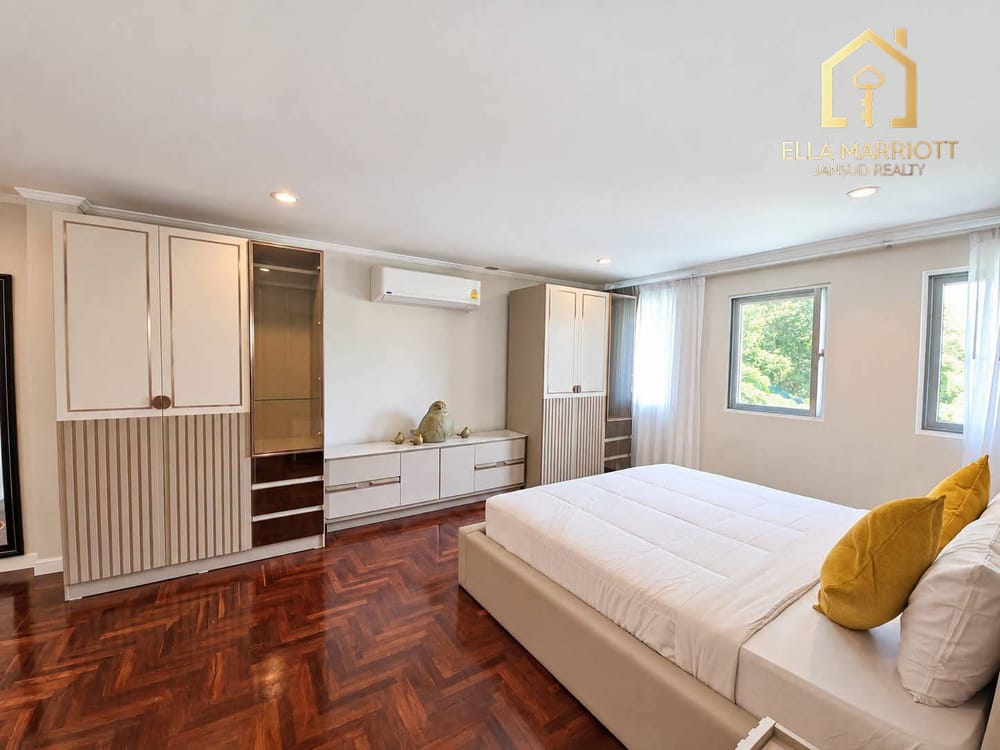 Exclusive Lakefront Luxury Pool Villa at Palm Hills Hua Hin 25