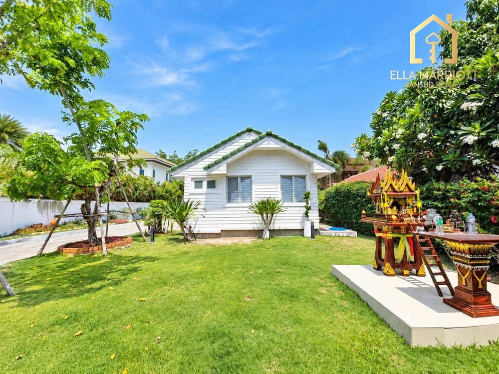 Exclusive Lakefront Luxury Pool Villa at Palm Hills Hua Hin 3