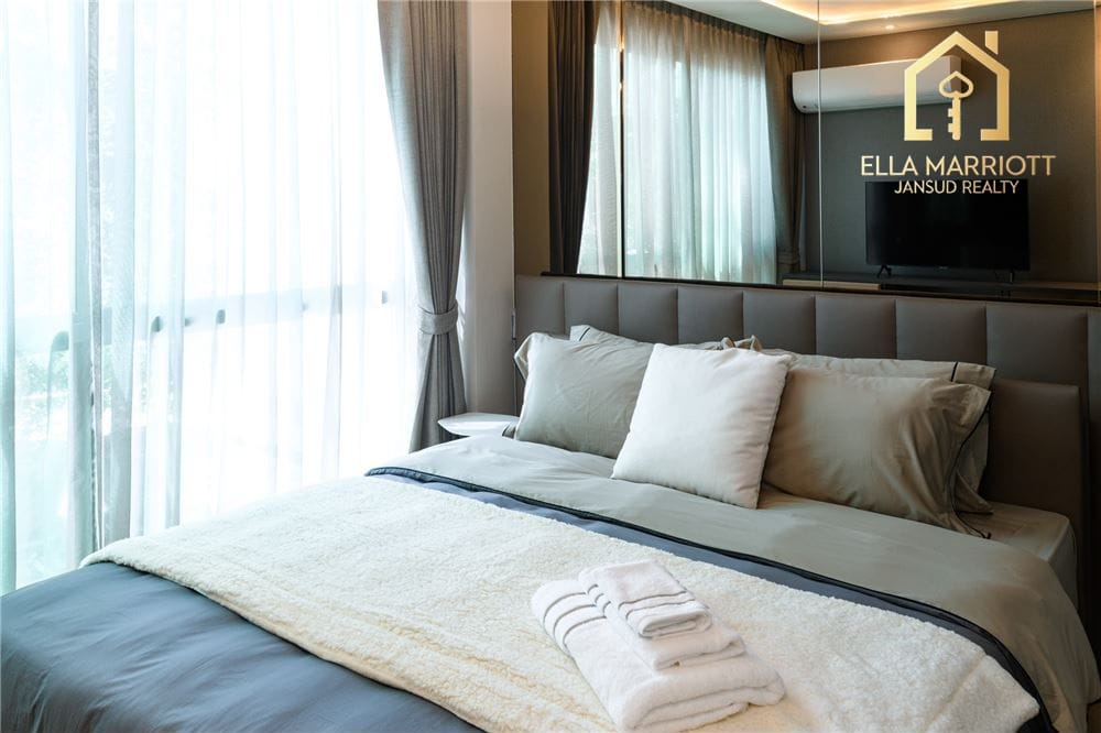 Promotion Price! Brand-New 2-Bedroom Unit for SALE at S47 8