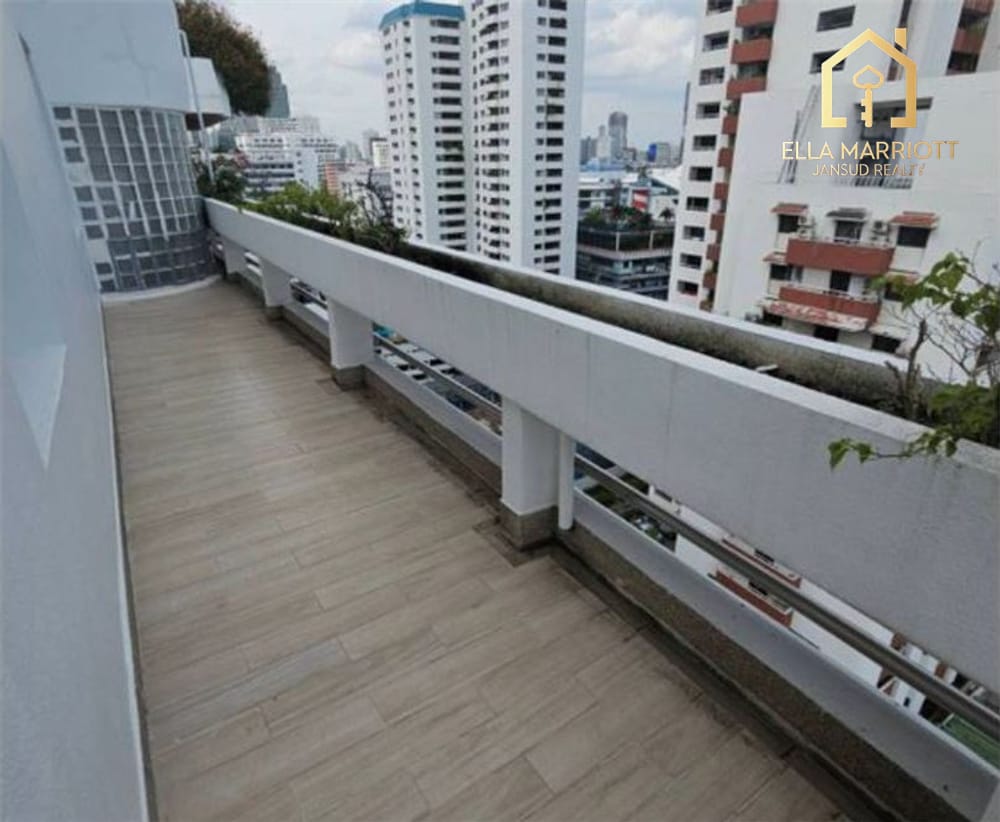 Pet Friendly - Penthouse 4 Bedrooms - High rise apartment - Asoke 16
